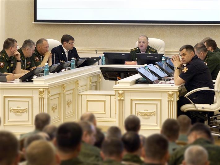 Командующий Сибирским округом Росгвардии поставил задачи подчинённым на предстоящий период