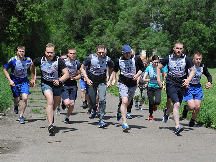 В Кузбассе состоялся чемпионат среди сотрудников подразделений вневедомственной охраны по служебному биатлону и кроссу