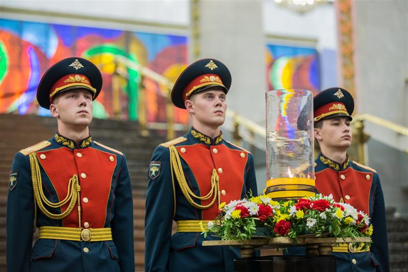 Росгвардия приняла участие во всероссийской акции  «Свеча памяти» (фото)