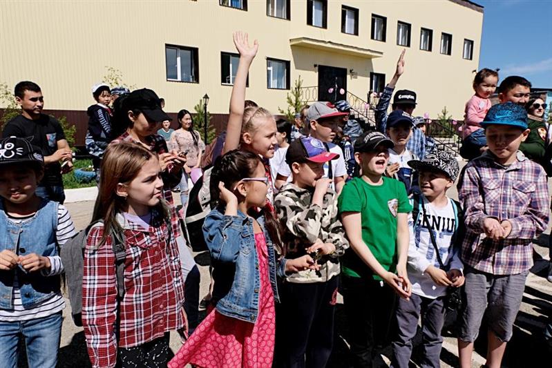 В рамках празднования Дня России в Якутске проведена акция «Росгвардия – сила России» 
