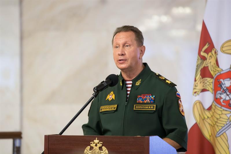 Генерал армии Виктор Золотов наградил медалями «За содействие» деятелей культуры и искусства России (видео)