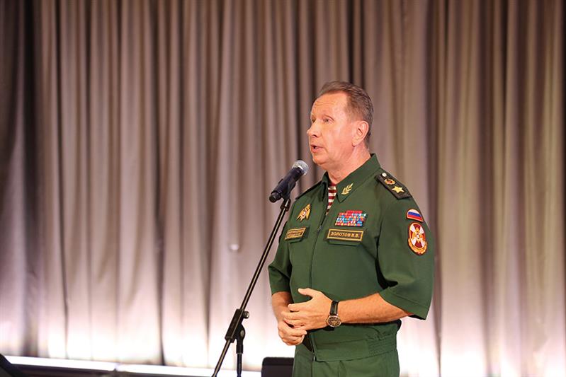 Генерал армии Виктор Золотов встретился с родственниками военнослужащих и сотрудников, погибших при исполнении служебного долга (фото, видео)