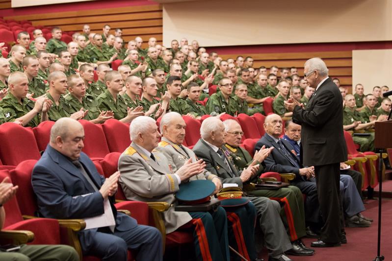 По всей стране сегодня – минута молчания