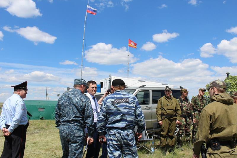  Сотрудники Росгвардии обеспечили охрану порядка на Дне летнего солнцестояния в заповеднике «Аркаим»