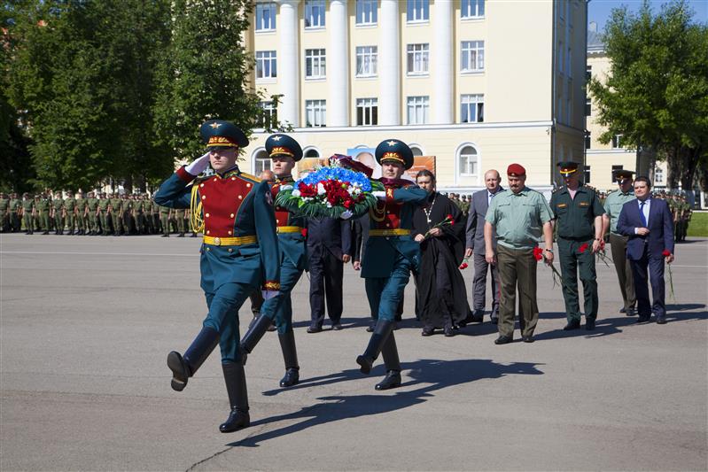 В ОДОН им. Ф.Э. Дзержинского в День памяти и скорби прошел комплекс памятных мероприятий (фото)