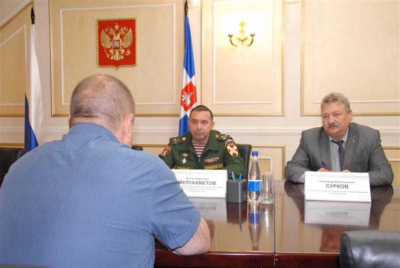 Врио начальника Управления Росгвардии по Пермскому краю провёл приём граждан