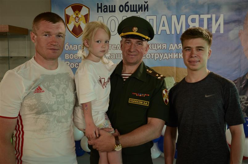 Ветеран Приволжского округа Росгвардии завоевал золотую медаль чемпионата России по паратриатлону