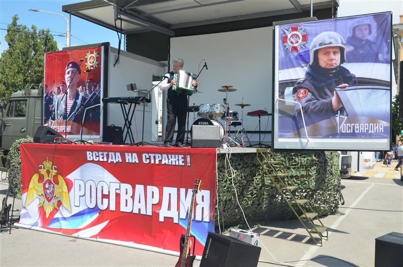 Фотоальбом смотра-конкурса самодеятельного художественного творчества «Солдаты антитеррора»