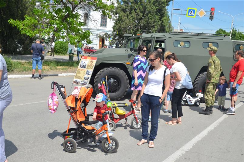 Фотоальбом смотра-конкурса самодеятельного художественного творчества «Солдаты антитеррора»