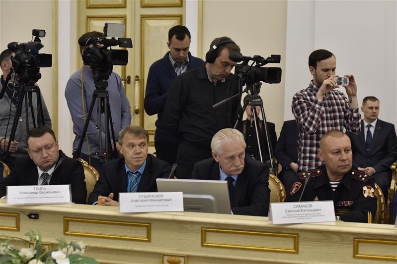Начальник Управления Росгвардии по Тюменской области принял участие в расширенном заседании правительства региона 