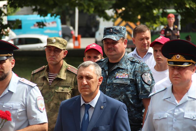Южный округ Росгвардии присоединился к акции «Свеча памяти» (фото, видео)