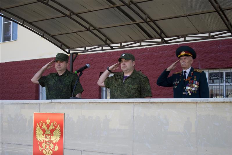 В махачкалинском соединении Росгвардии прошли торжественные мероприятия, посвященные  Дню России 