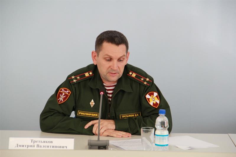 Югорские студенты узнали о Росгвардии все самое главное