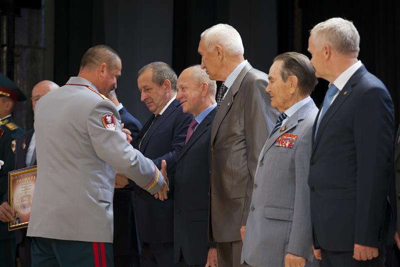 Военнослужащим дивизии Дзержинского вручили государственные и ведомственные награды