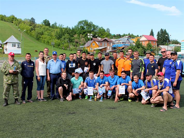 В Горно-Алтайске прошёл футбольный турнир, посвящённый памяти погибших сотрудников СОБР 