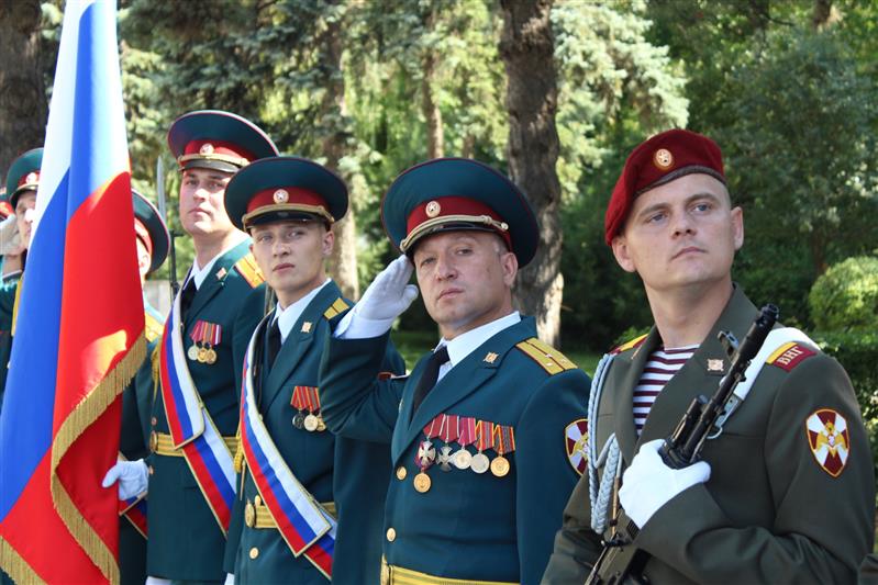Южный округ Росгвардии присоединился к акции «Свеча памяти» (фото, видео)