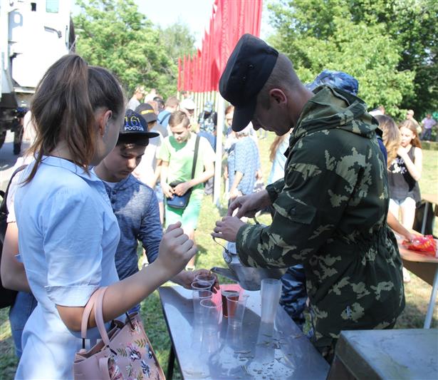 Донские росгвардейцы приняли участие в памятном мероприятии, посвященном 300-летию российской полиции