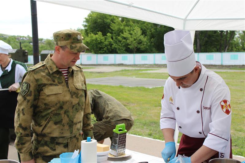 Команда Росгвардии стала призером конкурса «Полевая кухня»