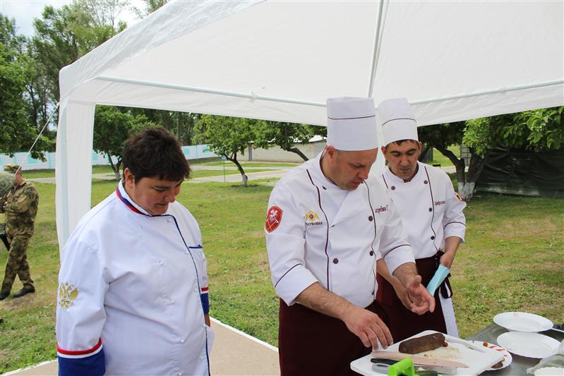 Команда Росгвардии стала призером конкурса «Полевая кухня»