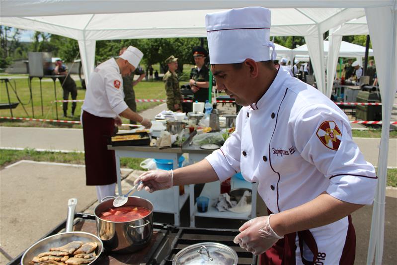 Команда Росгвардии стала призером конкурса «Полевая кухня»