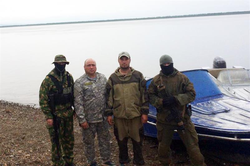 В Хабаровском крае сотрудники СОБР спасли жизнь мужчине, тонущему в реке