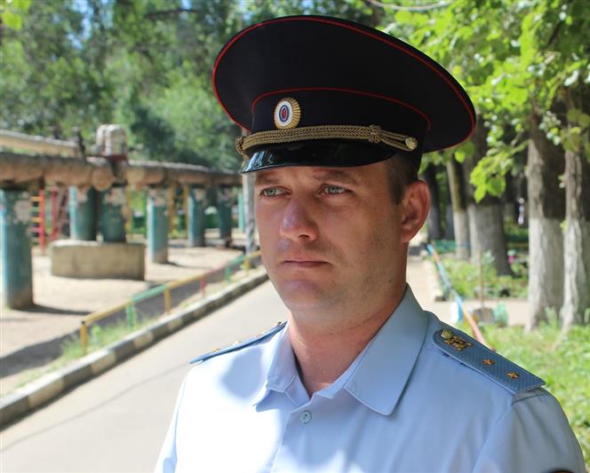 В Саратове росгвардейцы помогли вернуть родителям 4-летнего потерявшегося малыша 