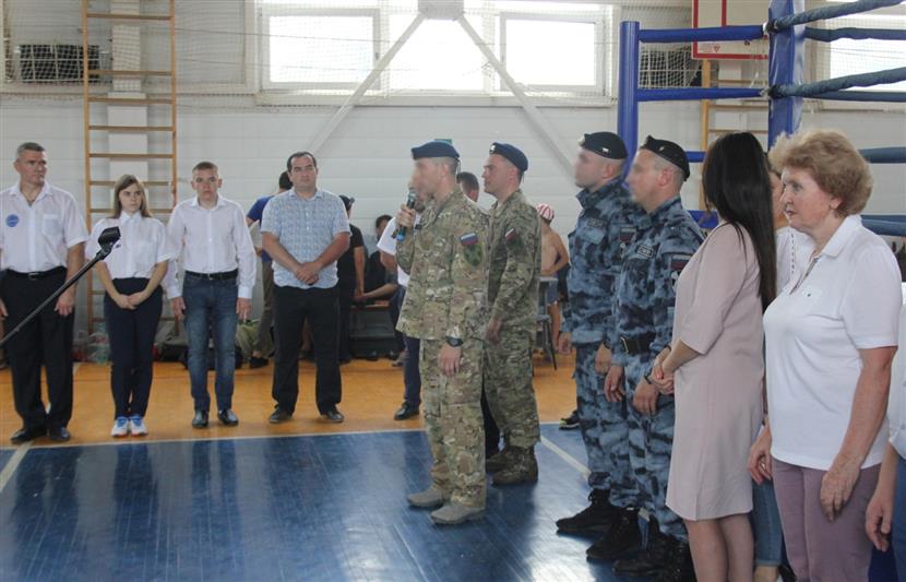 Донские росгвардейцы приняли участие в проведении детско-юношеского турнира по кикбоксингу, посвященного памяти погибшего спецназовца