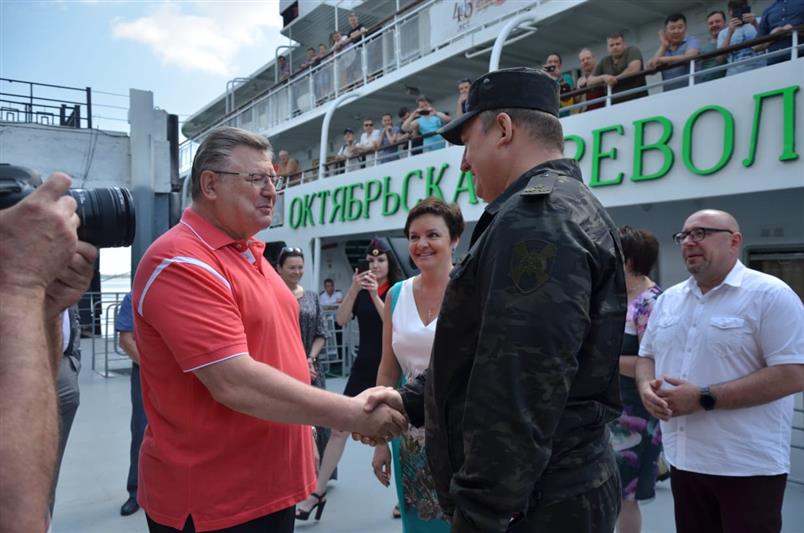 Волгоградцы поздравили Ансамбль песни и пляски Росгвардии с юбилеем (фото, видео)