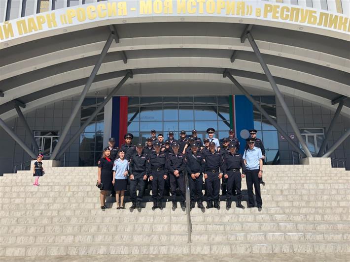 В Якутске для сотрудников вневедомственной охраны организована экскурсия в новый интерактивный музей отечественной истории