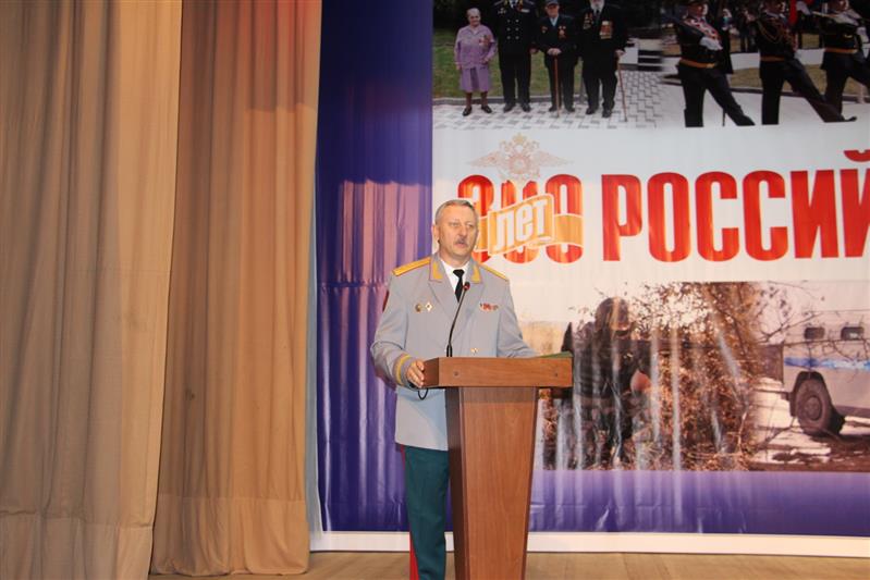 Начальник штаба Северо-Кавказского округа Росгвардии поздравил сотрудников МВД с 300-летием российской полиции