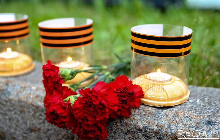 Военнослужащие и сотрудники Приволжского округа Росгвардии приняли участие во всероссийской патриотической акции «Свеча памяти» (фото, видео)