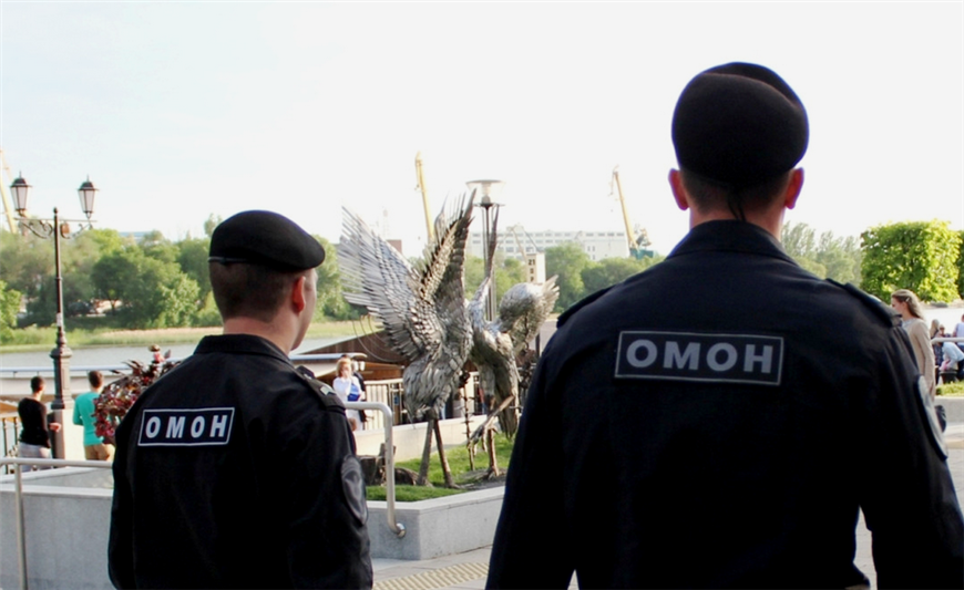 Росгвардейцы обеспечили правопорядок в период празднования Дня выпускника в Ростове-на-Дону