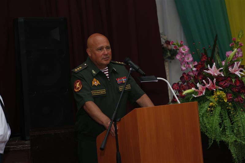Генерал-полковник Сергей Захаркин поздравил коллектив санатория «Солнечный» с 25-летием создания здравницы