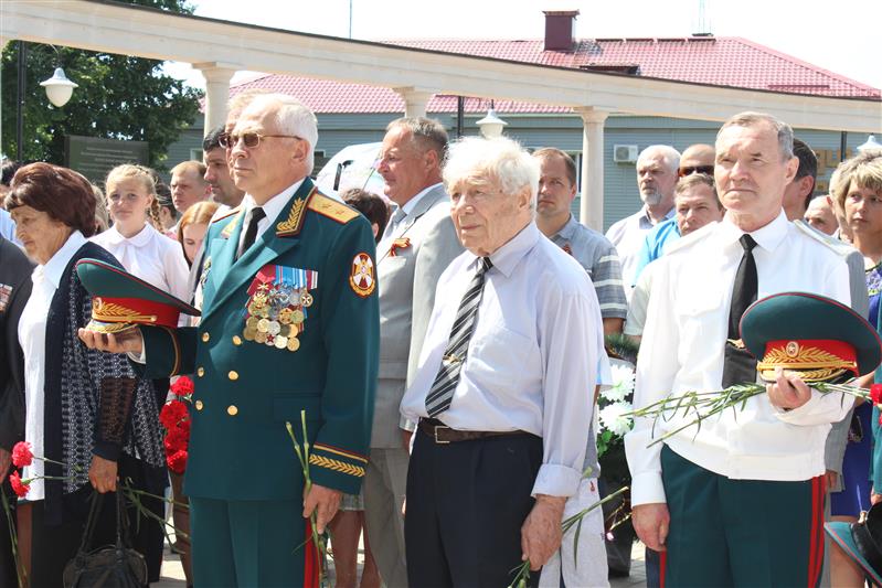 Росгвардия приняла участие в праздновании 75-летия победы в Курской битве