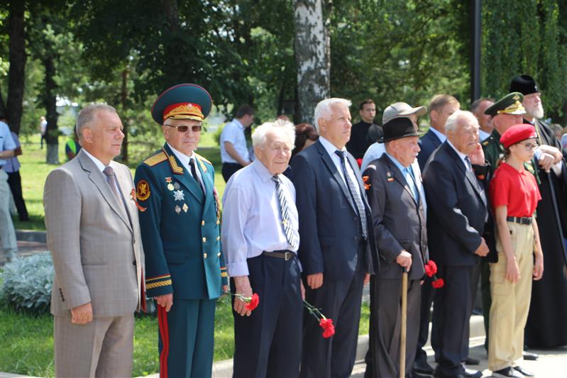 Росгвардия приняла участие в праздновании 75-летия победы в Курской битве