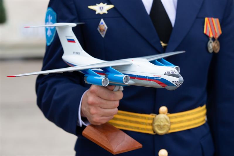 Экипаж самолета Ил-76МД «Иван Яковлев»