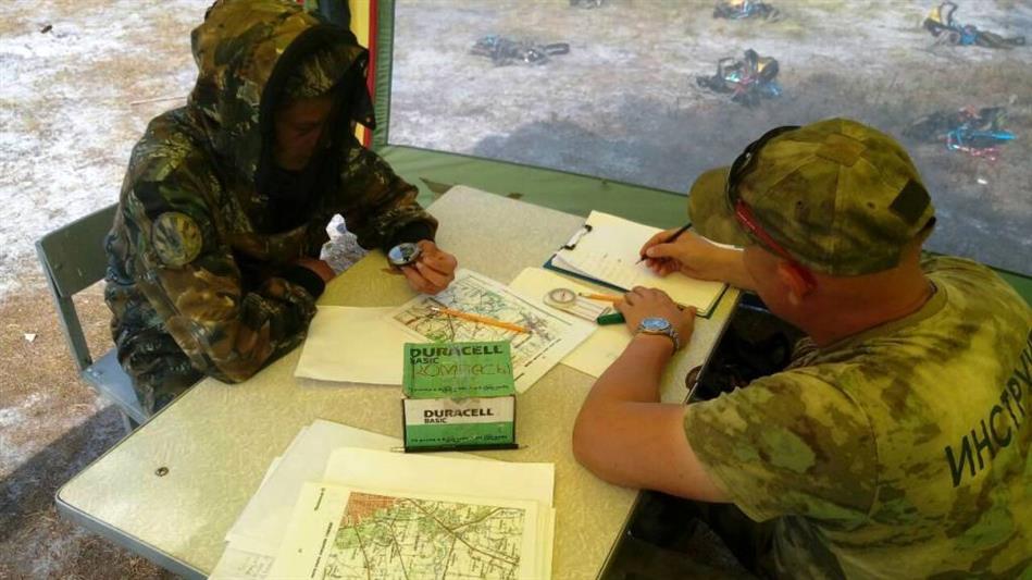 В военно-патриотическом лагере «Школа мужества», где отдыхают дети югорских росгвардейцев, состоялся День открытых дверей (фото, видео)