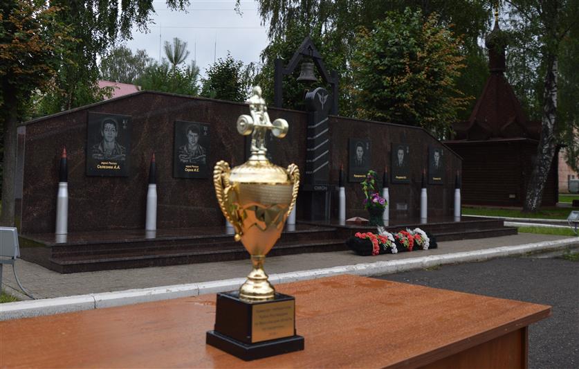 В Ярославле прошли соревнования по пауэртлону среди подразделений регионального управления Росгвардии (видео)
