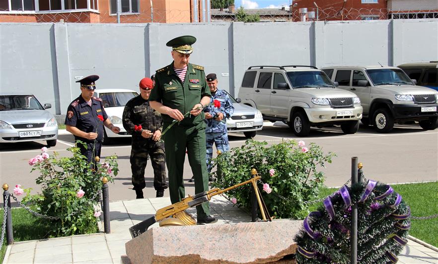 Командующий Центральным округом Росгвардии проинспектировал подразделения ведомства в Воронежской области