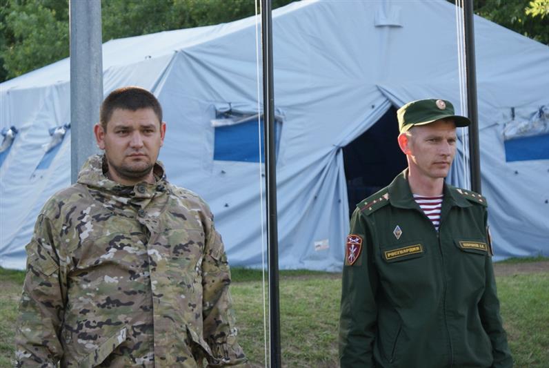 В югорском военно-патриотическом лагере «Юный росгвардеец» состоялся День открытых дверей