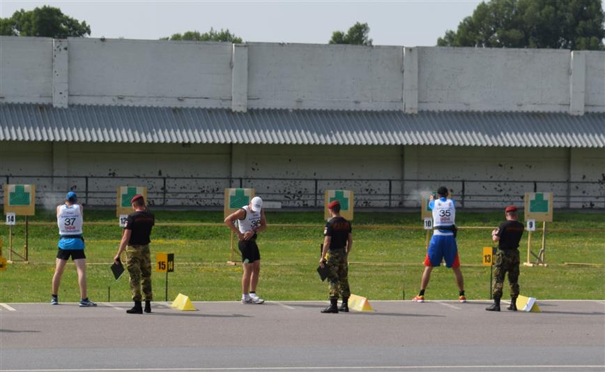 В Уфе состоялся чемпионат Приволжского округа Росгвардии по служебному биатлону