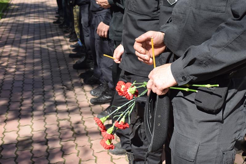В Архангельске сотрудники ОМОН почтили память своего погибшего товарища