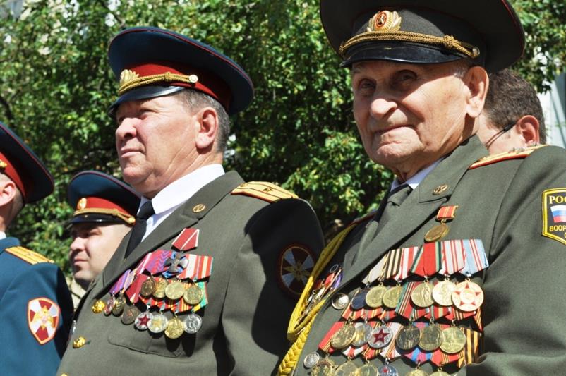Военнослужащие головного полка калиновского соединения Уральского округа Росгвардии отметили 60 летний юбилей воинской части