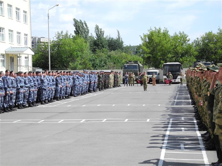 Росгвардейцы, обеспечившие правопорядок в Волгограде во время матчей Чемпионата мира по футболу, удостоены  наград