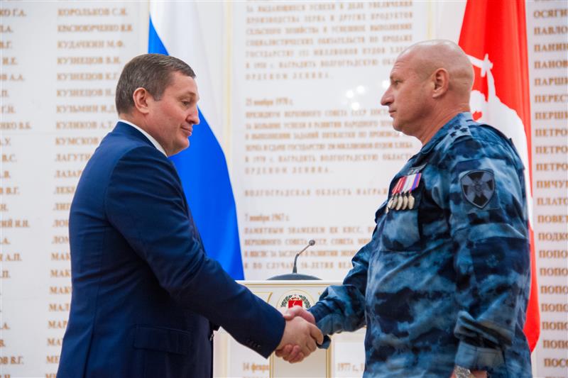 Командир ОМОН Управления Росгвардии по Волгоградской области удостоен награды губернатора региона