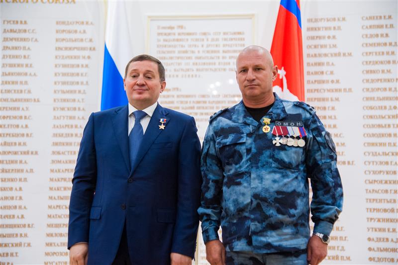 Командир ОМОН Управления Росгвардии по Волгоградской области удостоен награды губернатора региона