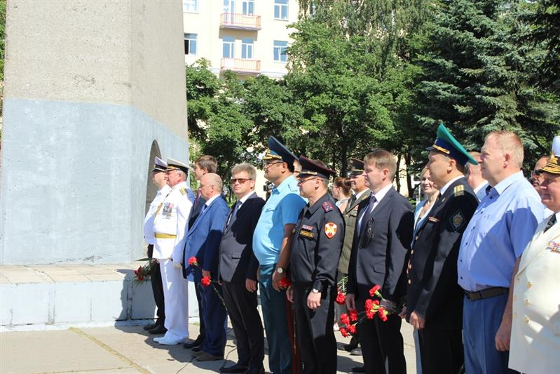 Подразделения Росгвардии обеспечили правопорядок в День Военно-морского флота в Архангельской области