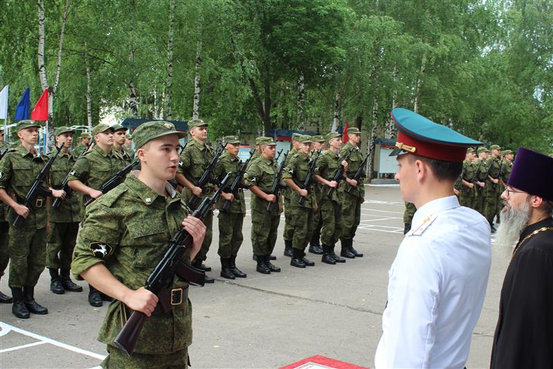 В День крещения Руси в Кирове призывники приняли военную присягу