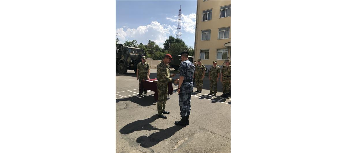 Росгвардейцы, обеспечившие правопорядок в Волгограде во время матчей Чемпионата мира по футболу, удостоены  наград