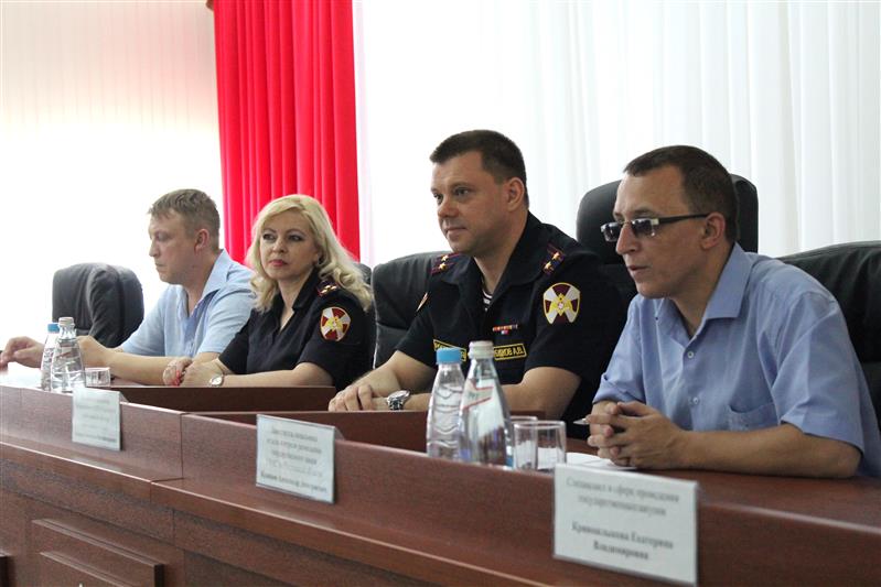 В Ростове-на-Дону росгвардейцы организовали занятие с целью изучения изменений законодательства в сфере госзакупок